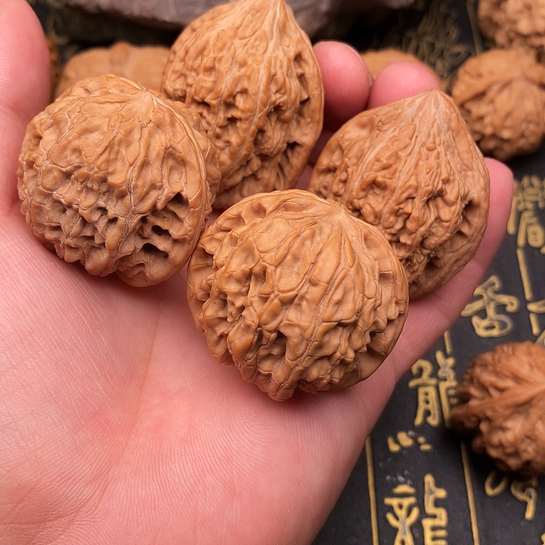 把件文玩核桃回*野生核桃