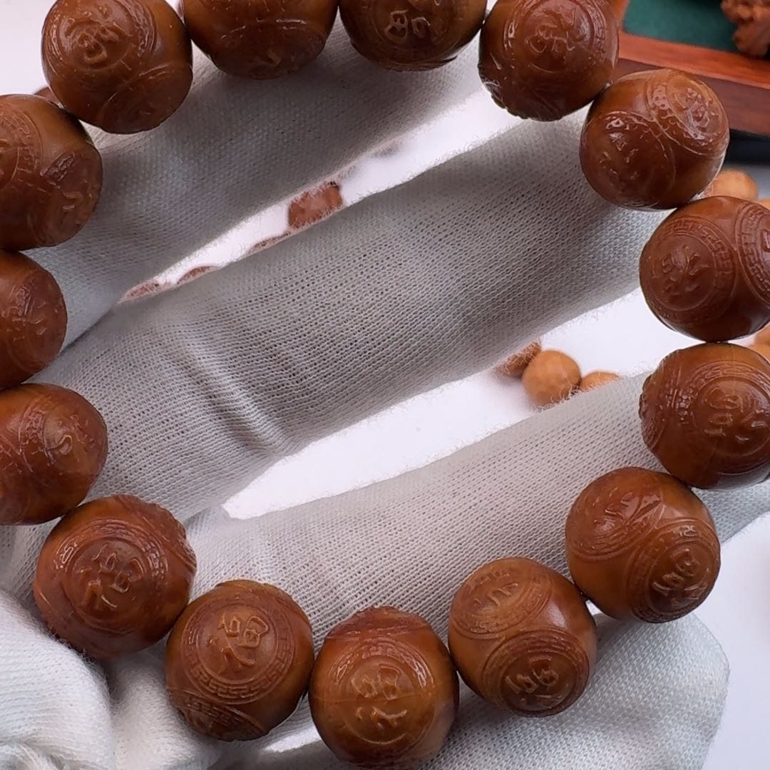 猴头核桃吊坠哈哈哈哈