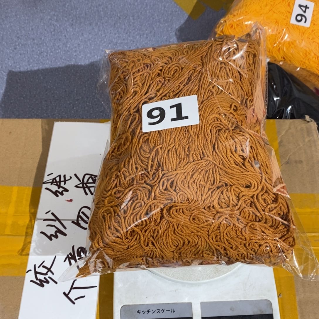 21%(含)-40%(含)无纺布