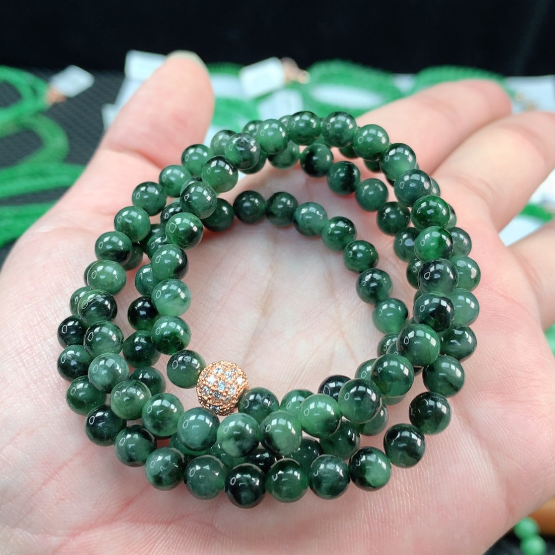 翡翠手链未镶嵌翡翠