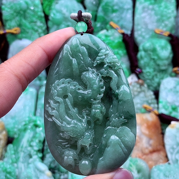 翡翠吊坠(不含链)未镶嵌