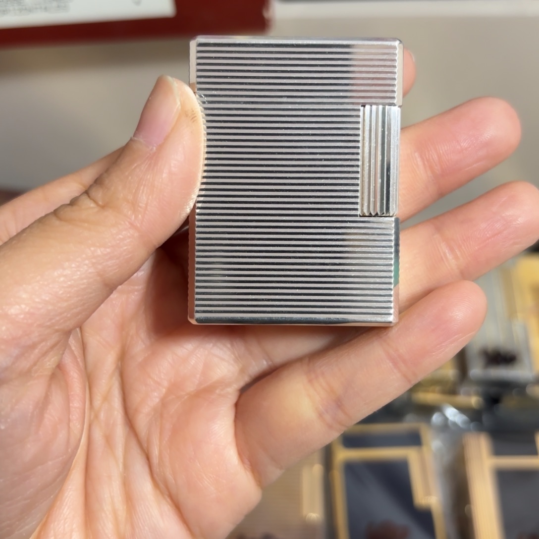 都登卡中古打火机