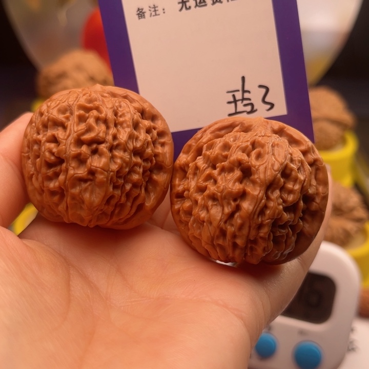 文玩核桃把件姜*兵文玩核桃把件3