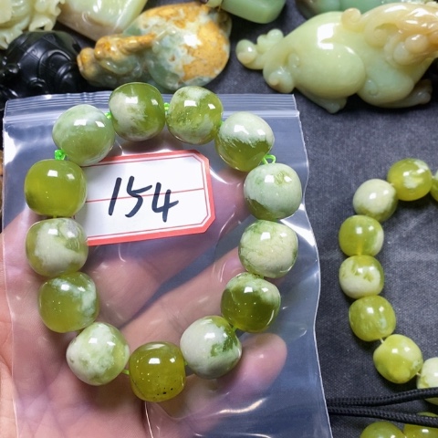 未镶嵌蛇纹石玉手链