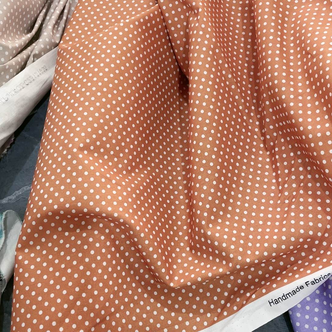 一米价纯棉平布1.1米宽果子布艺地卷汪姐后面