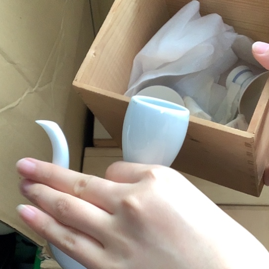 基哥日瓷中古百货