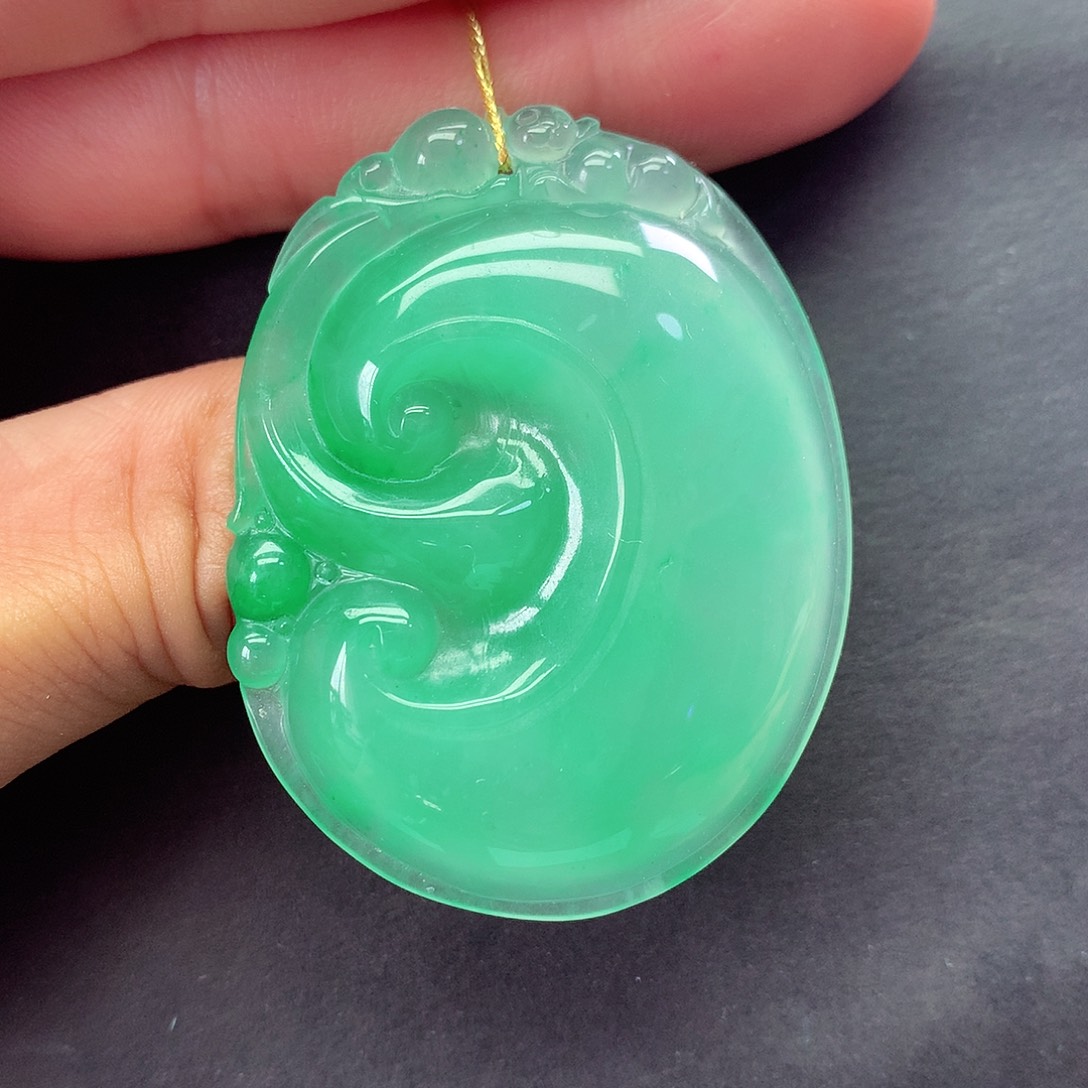颈饰未镶嵌石英质玉