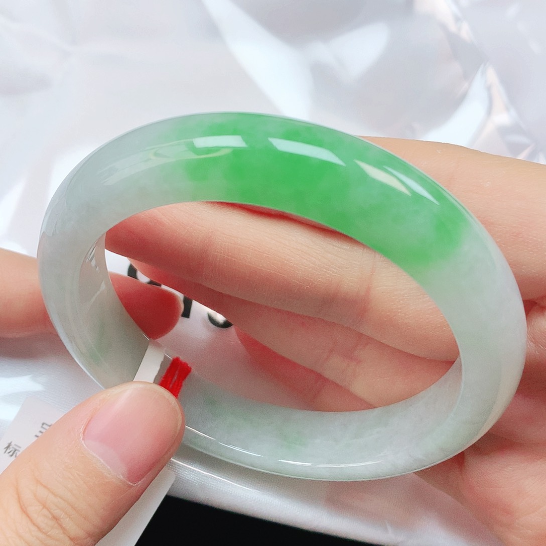 未镶嵌手镯翡翠抖音919