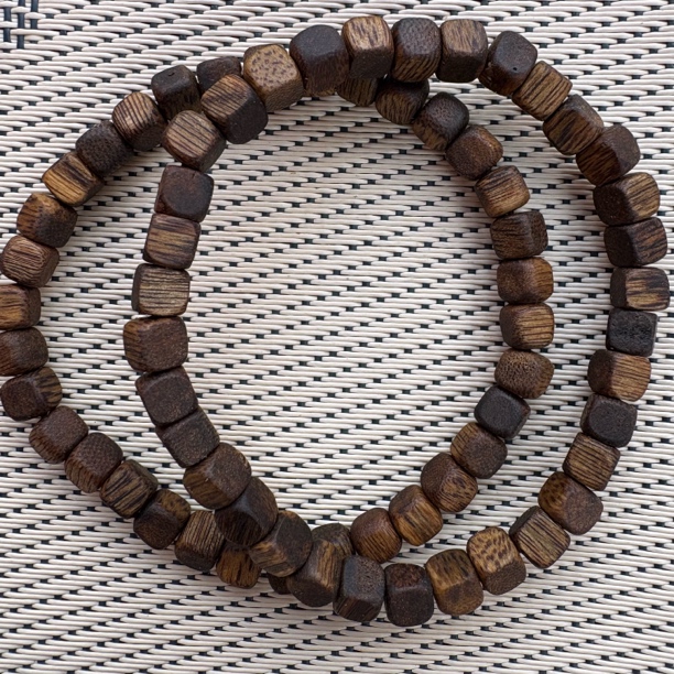 沉香2-乌身圆叶2克九五沉方珠单圈多样性发一条7h