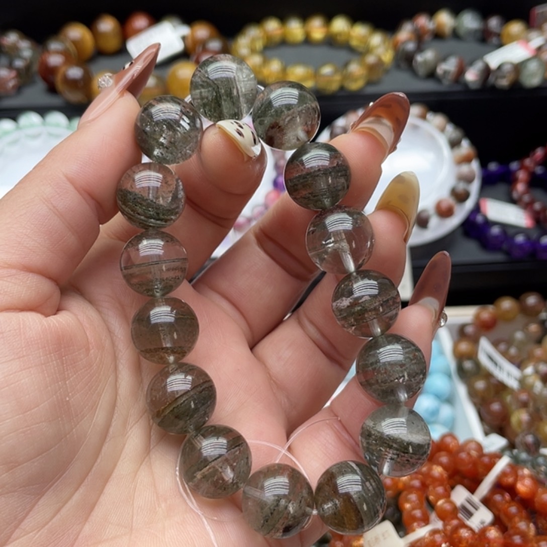 见***夏未镶嵌水晶手链天然手链