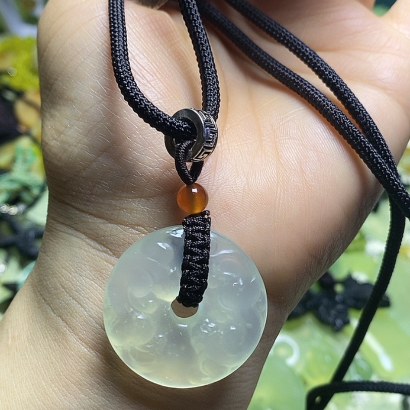 【闪购商品】蛇纹石玉颈饰未镶嵌