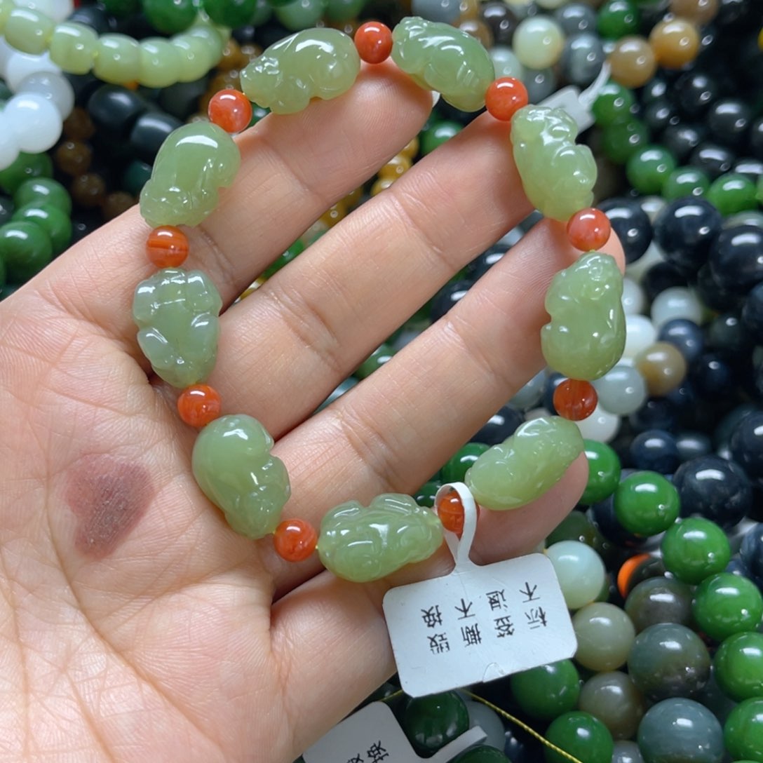 未镶嵌手链和田玉