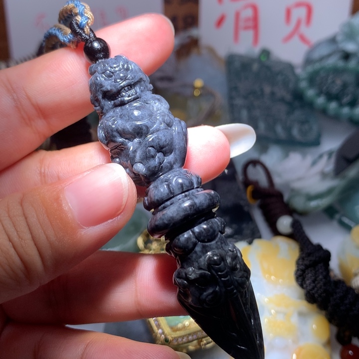 翡翠颈饰未镶嵌保真天然A货翡翠