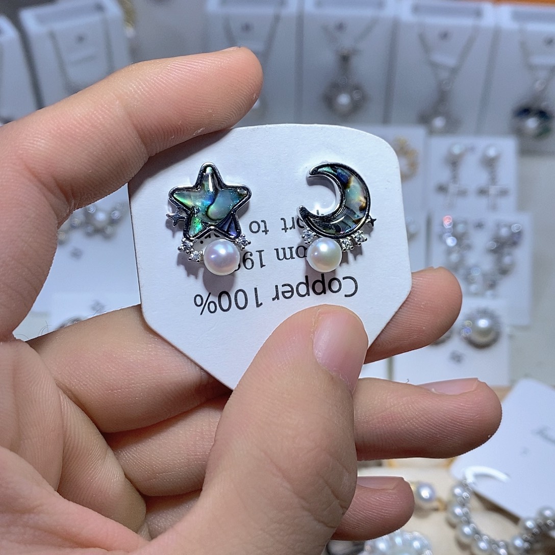 银S925镶嵌耳饰淡水珍珠