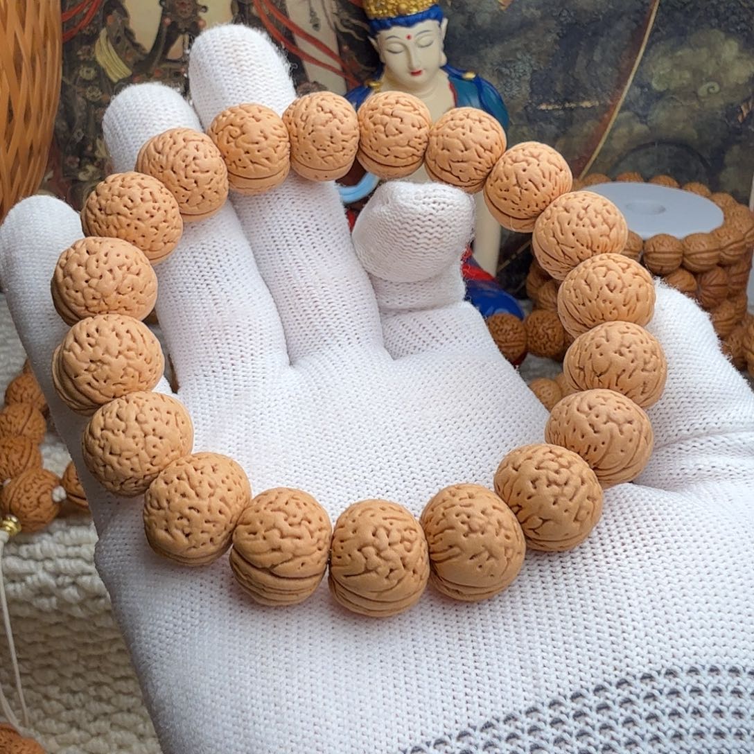 轻****桃核吊坠迷你苹果