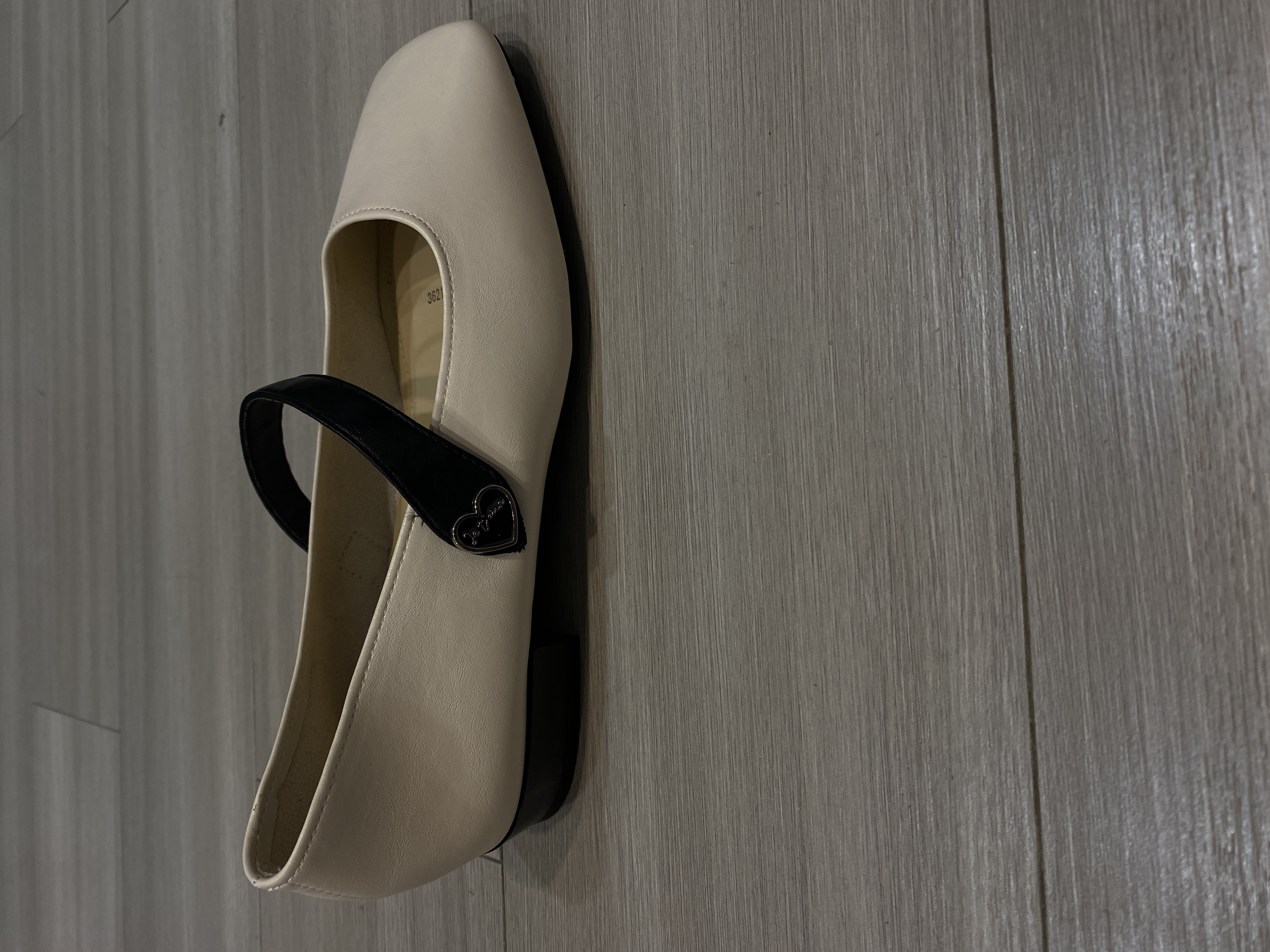 【撤柜处理】女士2025法式复古单鞋