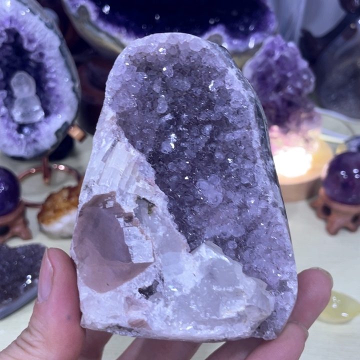 方解石未镶嵌紫晶