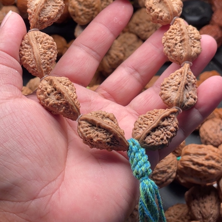 文玩核桃吊坠蟲*飛2绣花鞋