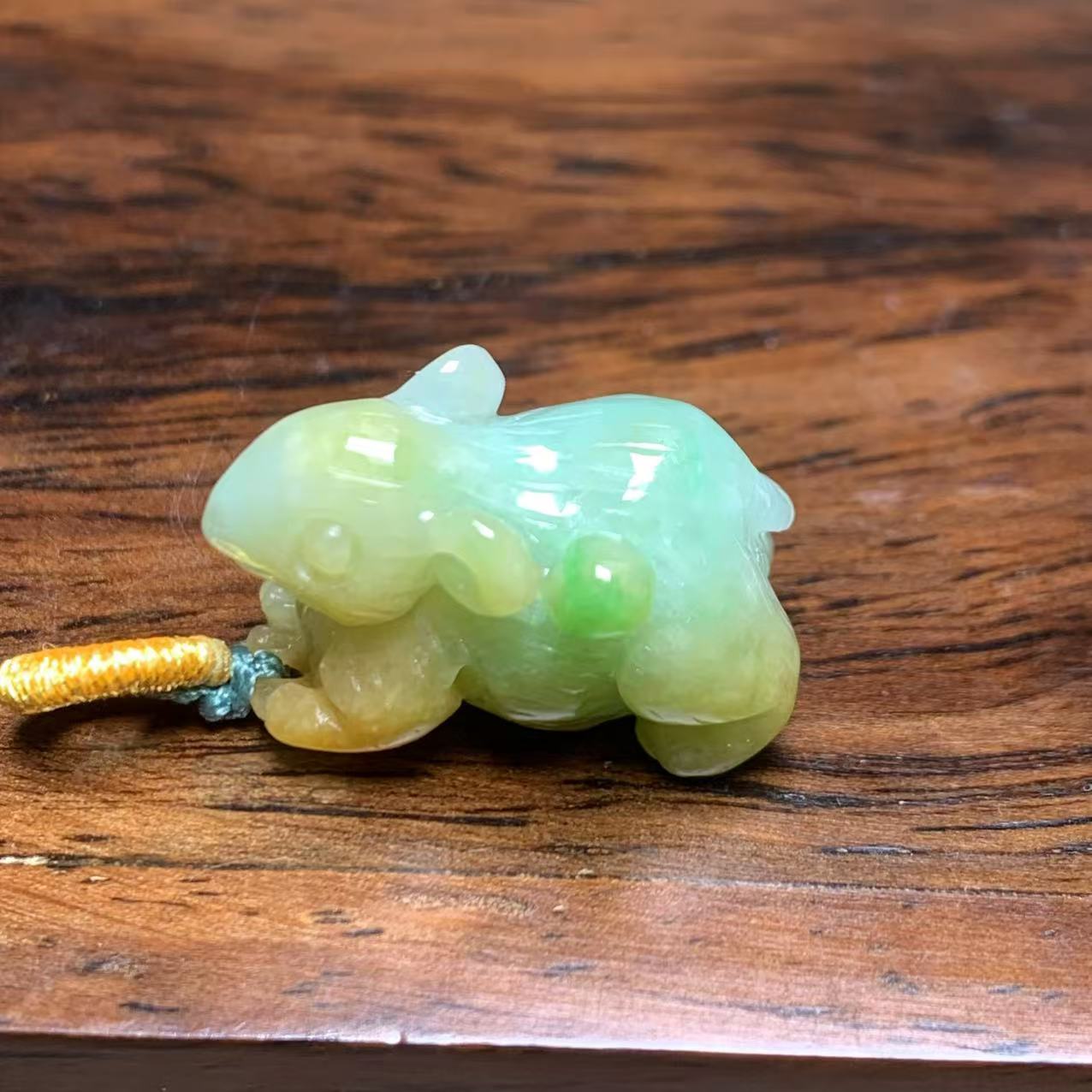 A672珠宝玉石A货翡翠吊坠 