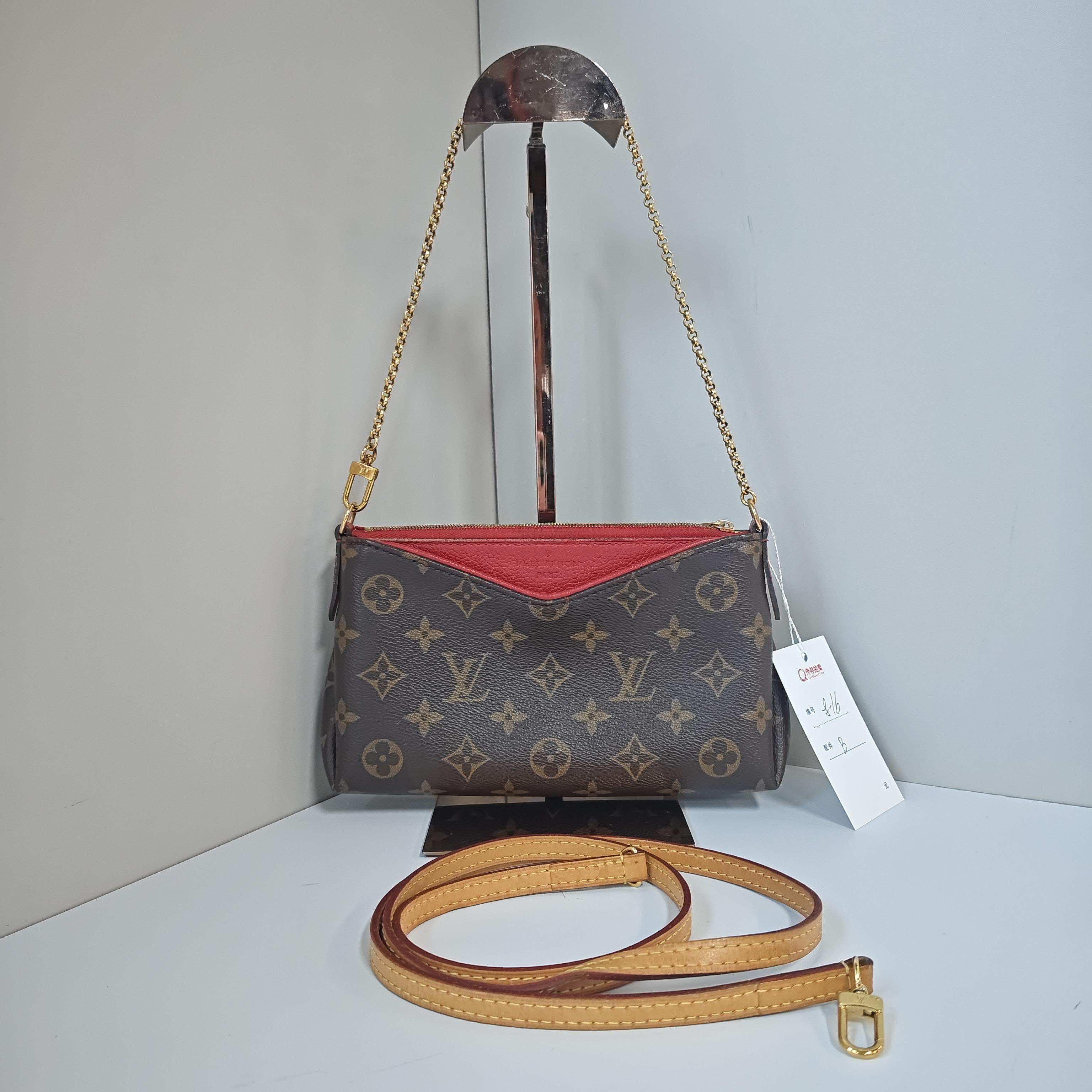 95新 LouisVuitton/路易威登 08-16红色老花单肩斜挎包 链条+肩带