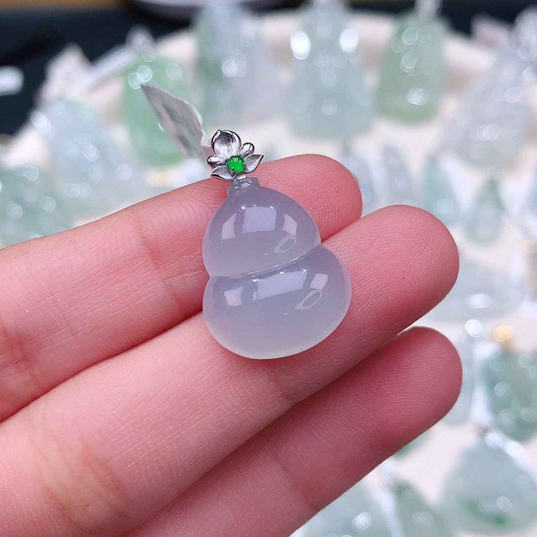 颈饰18K金镶嵌翡翠17.5-15.8-5.2