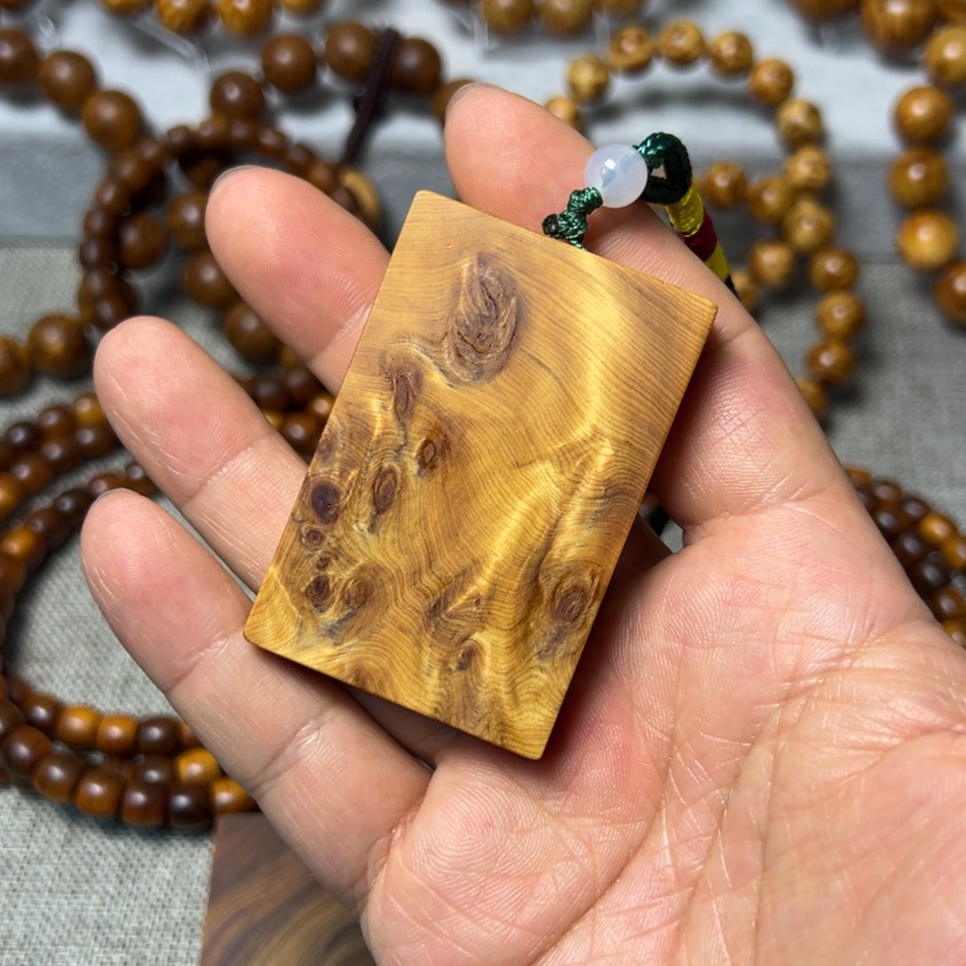 柏木（崖柏）无事牌 瘤花+闪电