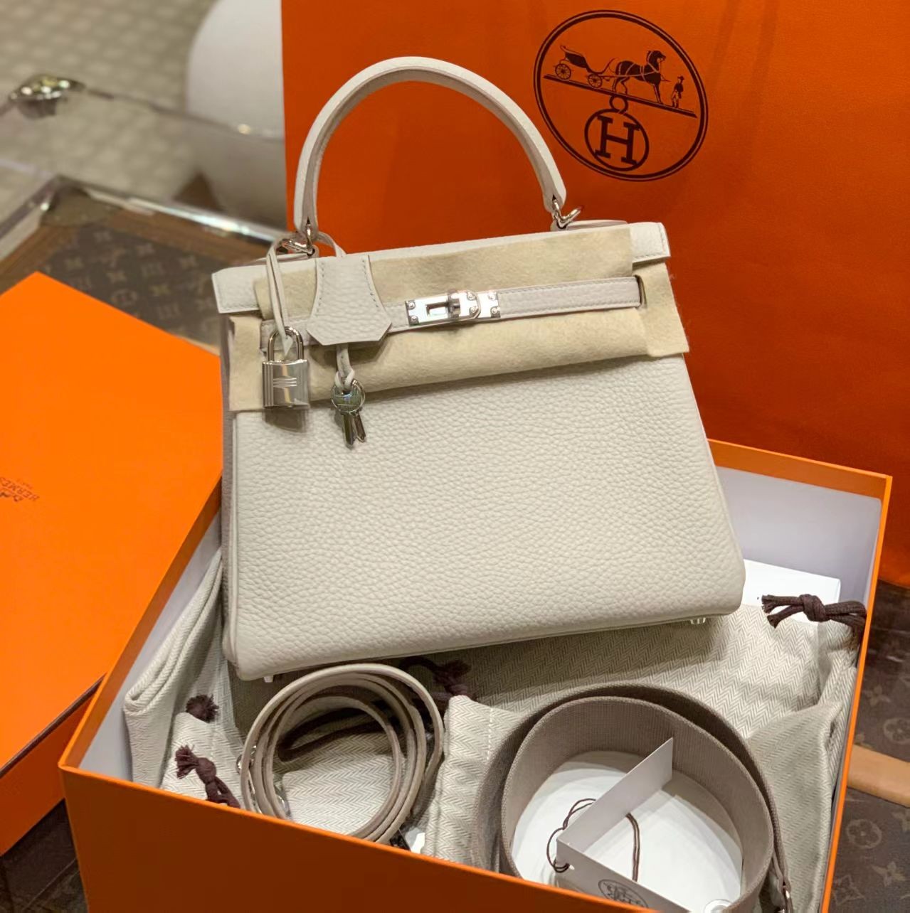 未使用 Hermes/爱马仕 壹臻/水泥灰银扣kelly25k刻 togo 79573475