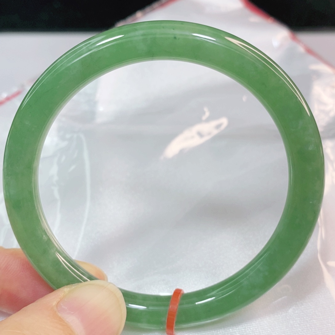 翡翠手镯未镶嵌四****۶52圈口圆条