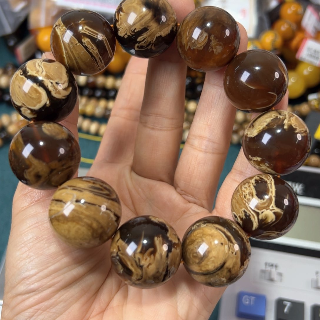 琥珀珠宝奇石未镶嵌82