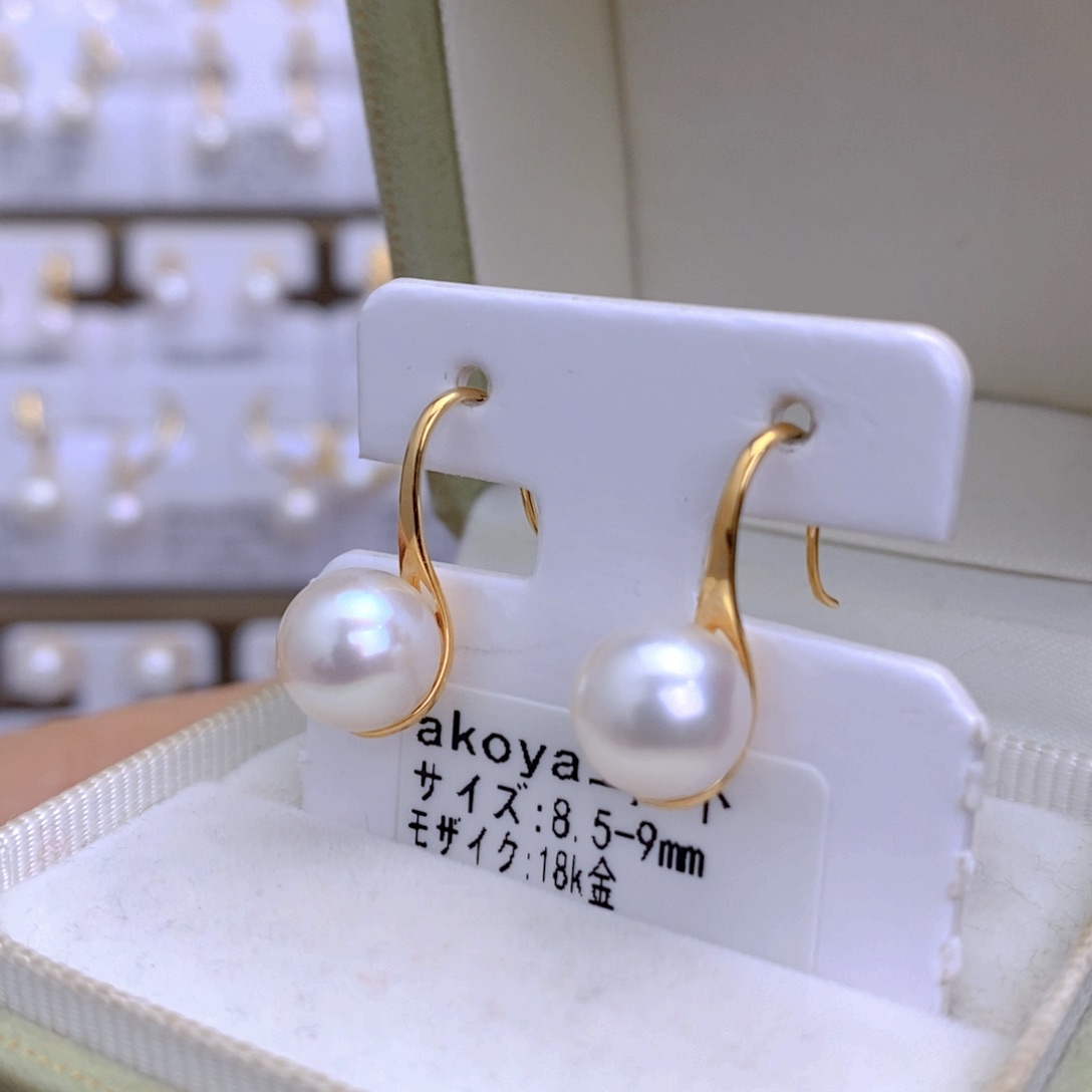 海水珍珠耳饰18K金镶嵌