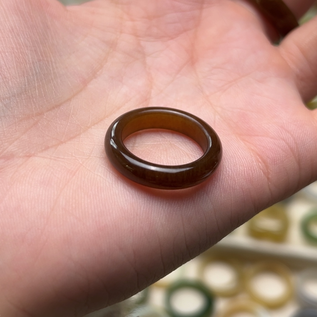 和田玉（糖玉）未镶嵌戒指