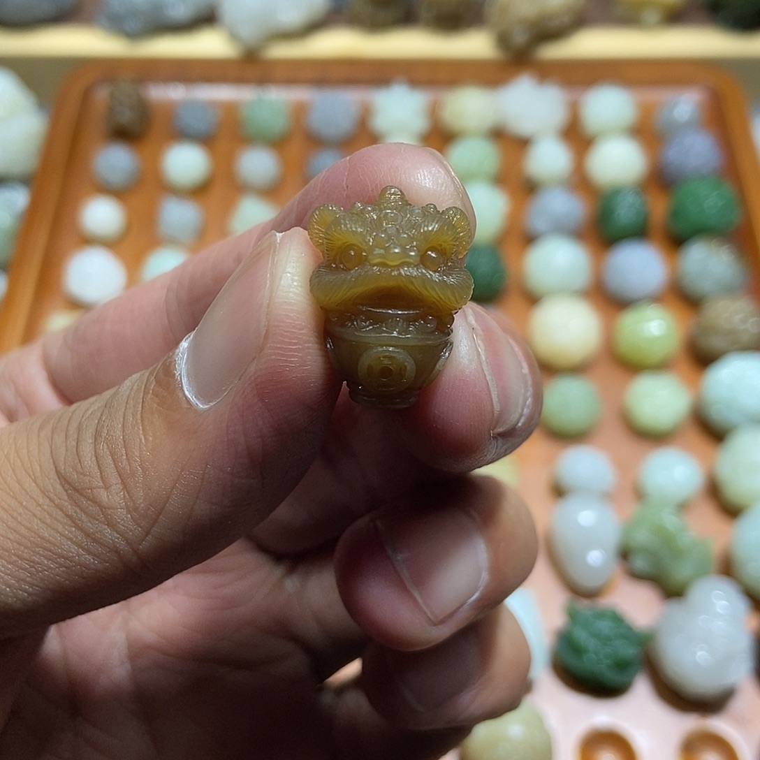 颈饰未镶嵌和田玉定制