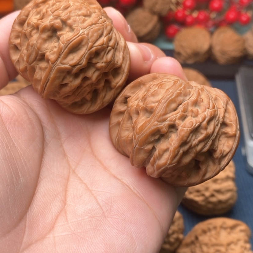 【闪购商品】文玩核桃吊坠蝴蝶磨