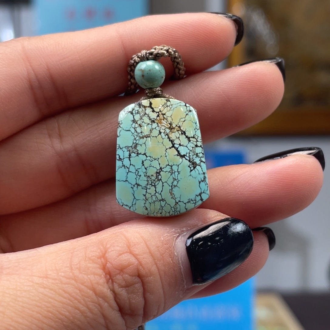 绿松石未镶嵌挂件