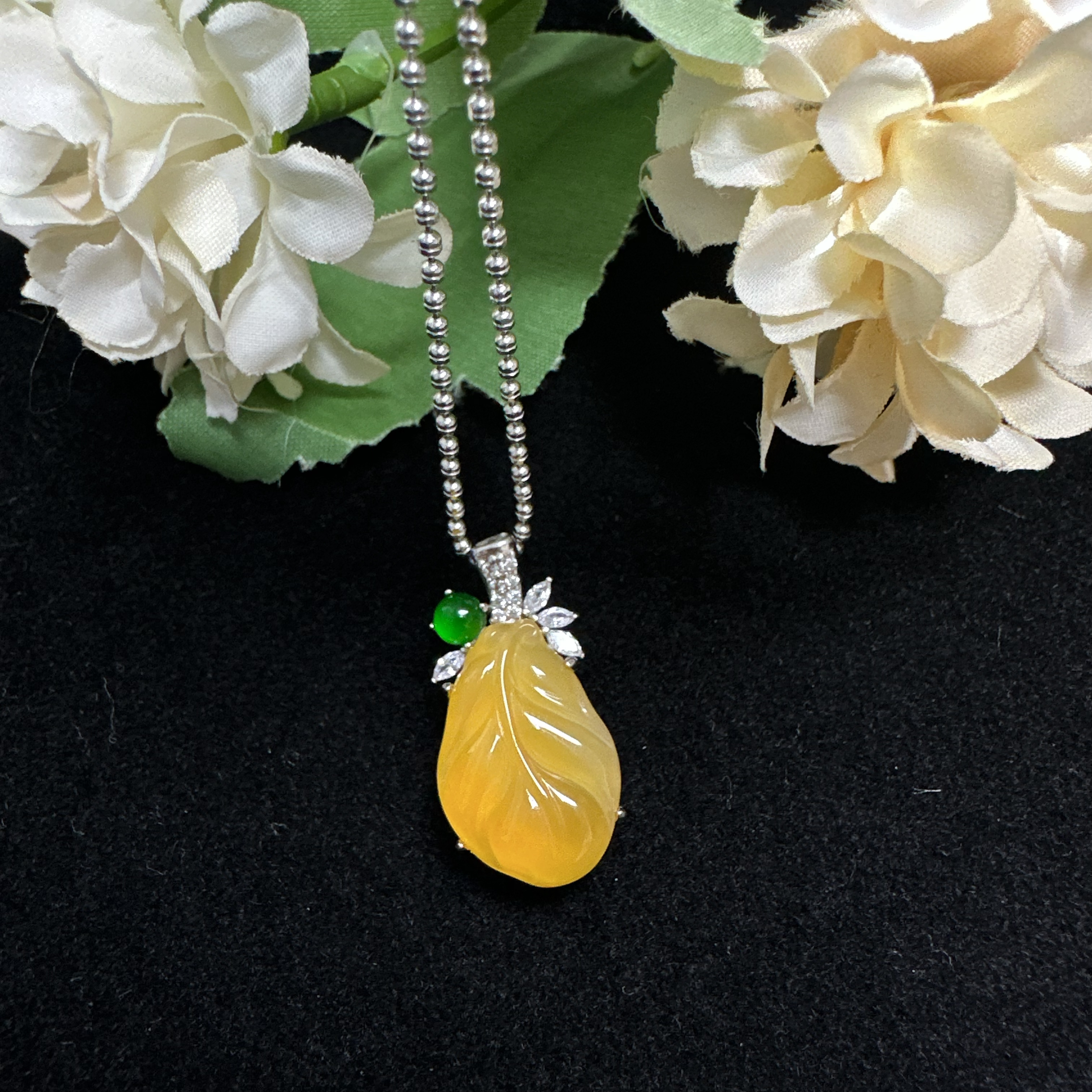 天然玉髓叶子吊坠S925银镶嵌锁骨链挂件精致百搭款