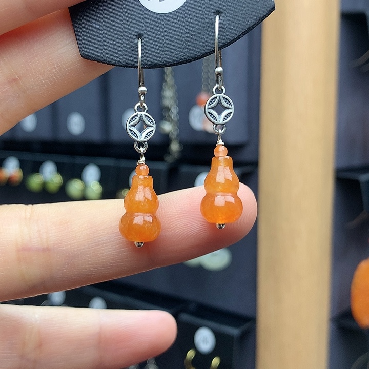 翡翠耳饰银S925镶嵌5556