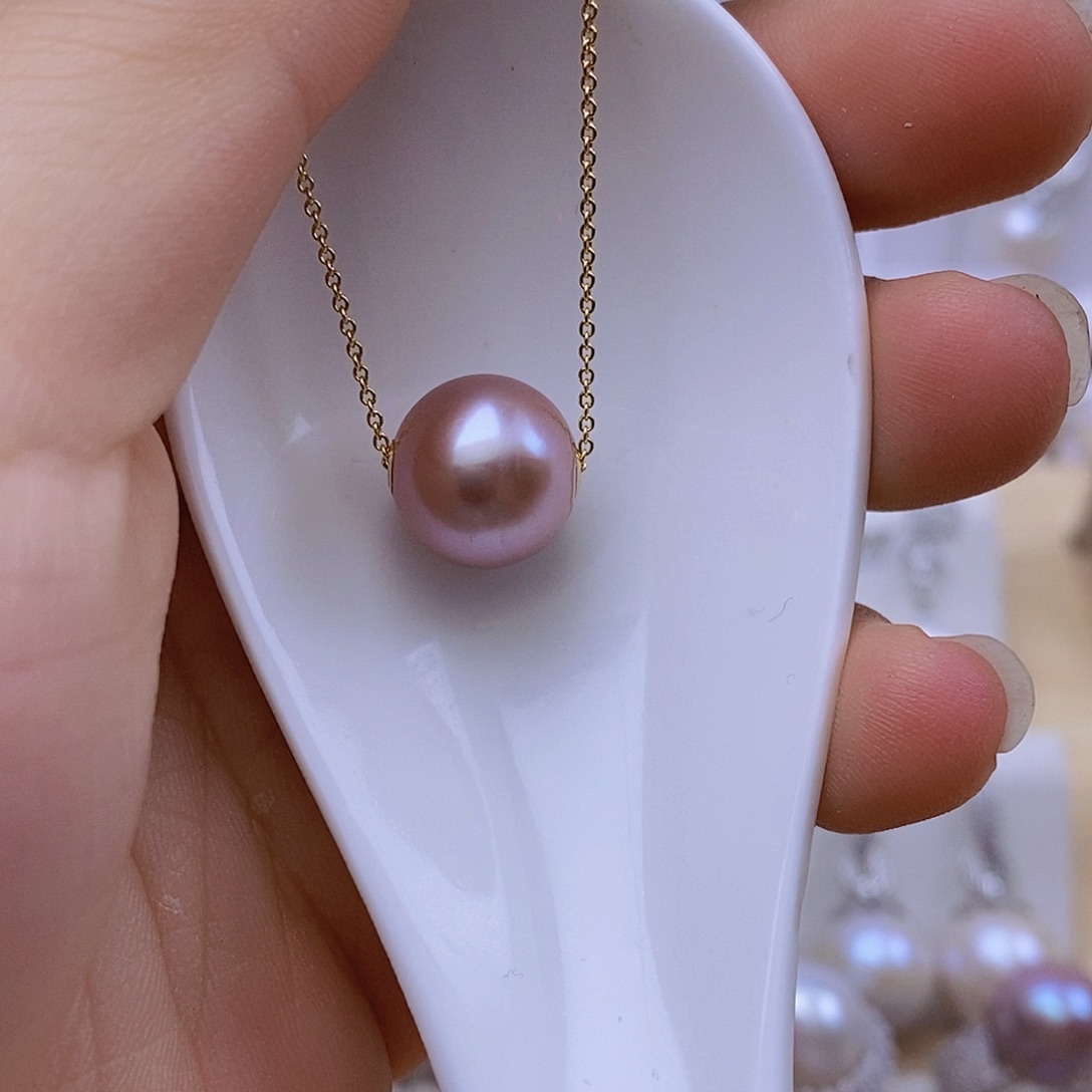 淡水珍珠18K金镶嵌吊坠(赠链)