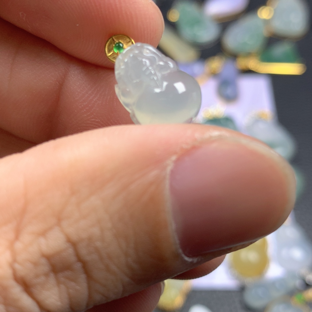 【闪购商品】翡翠颈饰18K金镶嵌翡翠