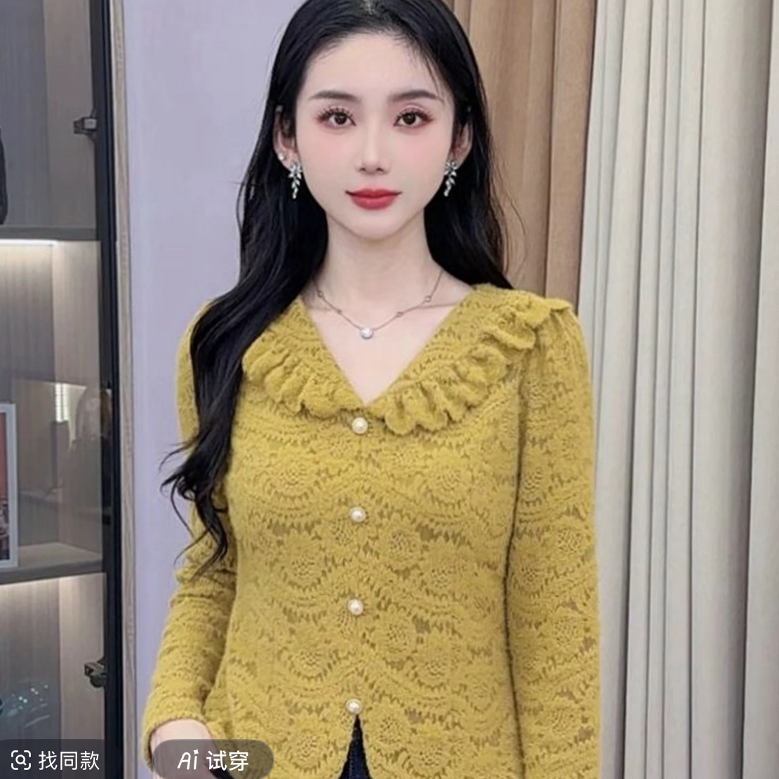 #612法式气质V领蕾丝衫减龄长袖洋气打底衫