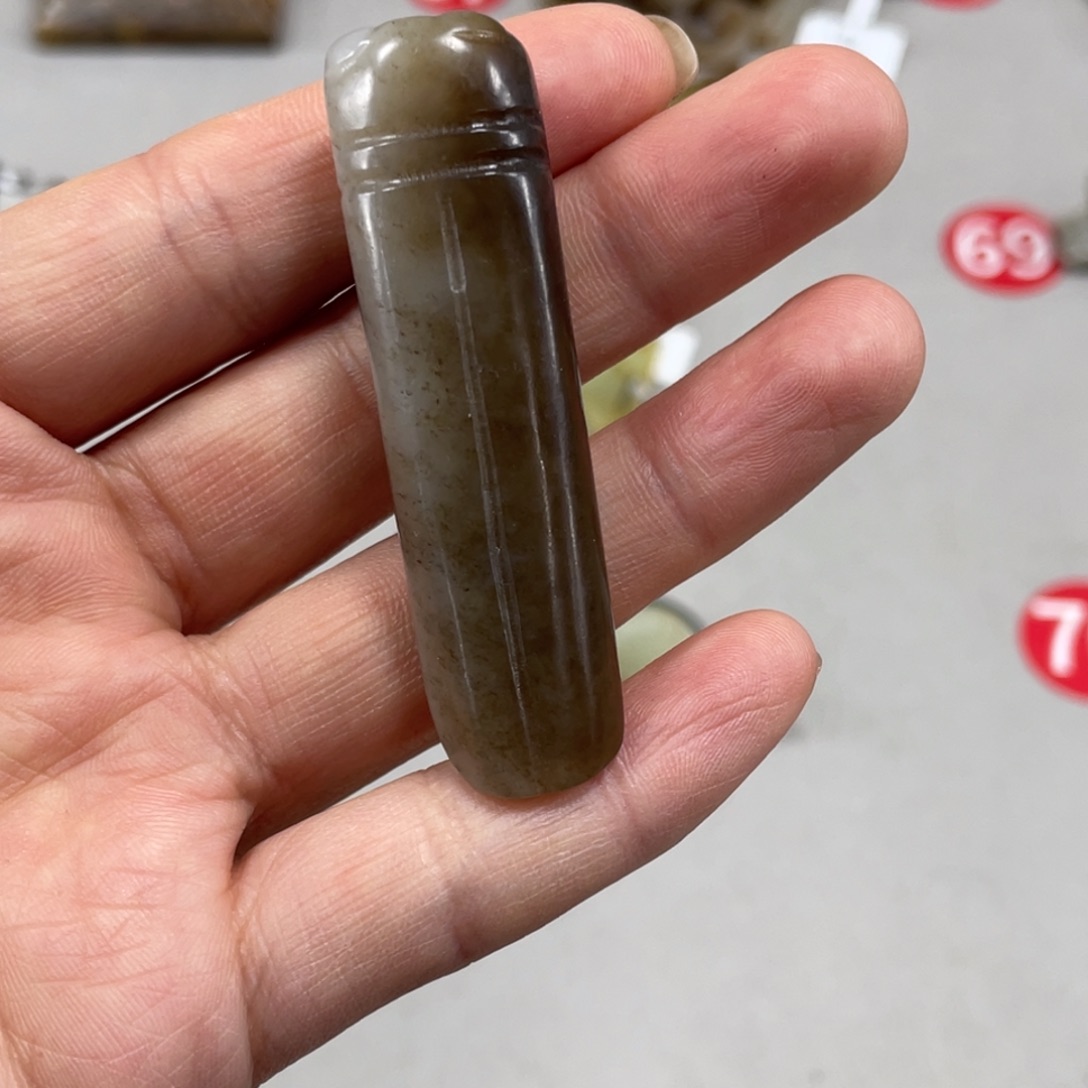 和田玉（糖玉）颈饰未镶嵌