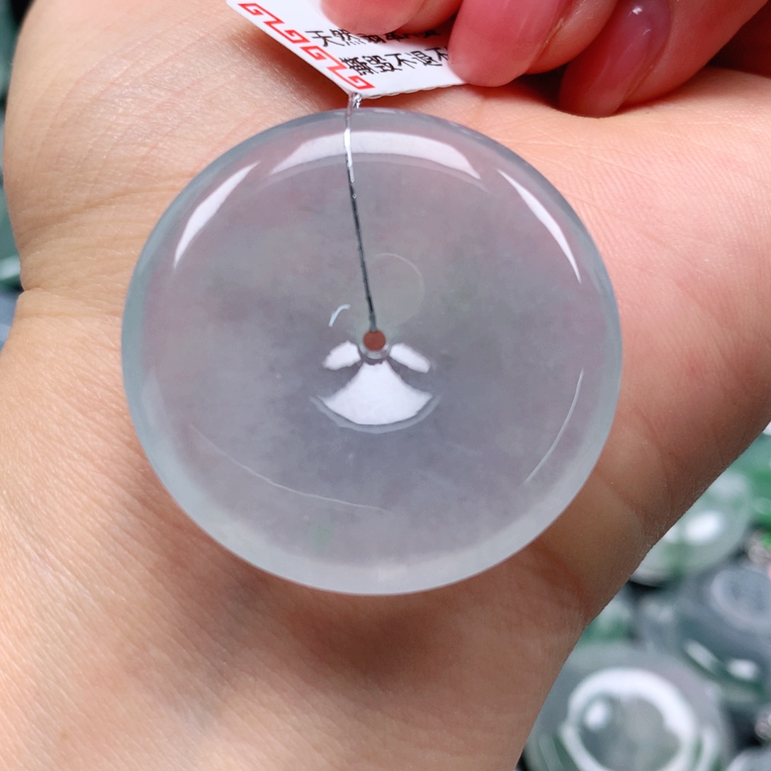 翡翠颈饰未镶嵌天然翡翠