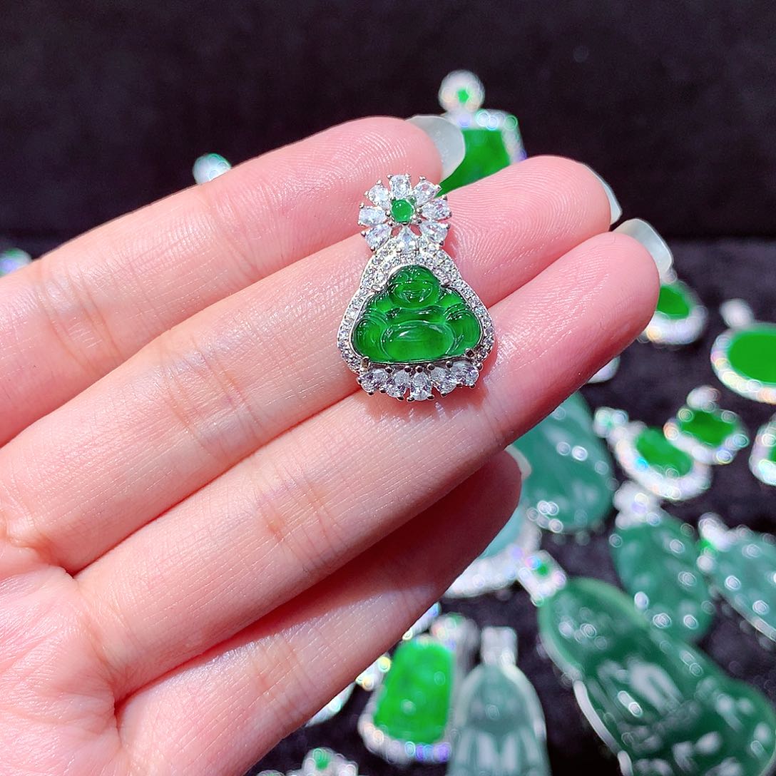 【闪购商品】翡翠吊坠(不含链)未镶嵌