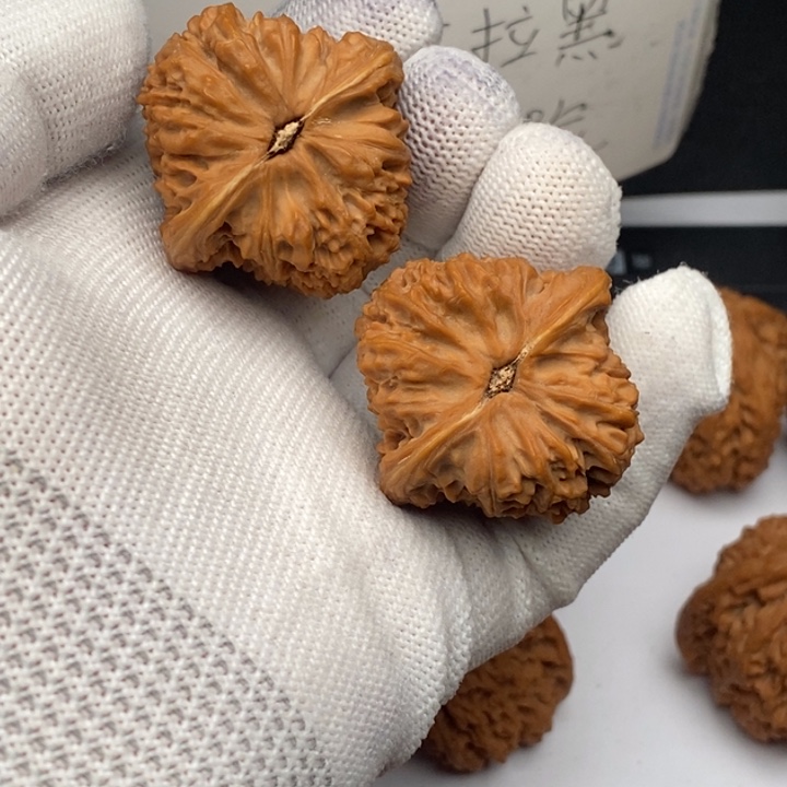 萬***意文玩核桃把件南疆石39