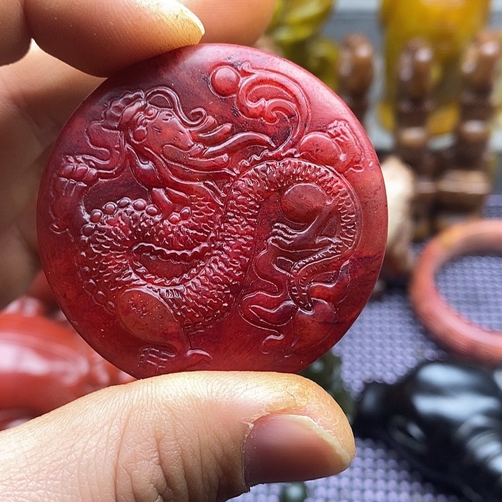 未镶嵌蛇纹石玉颈饰