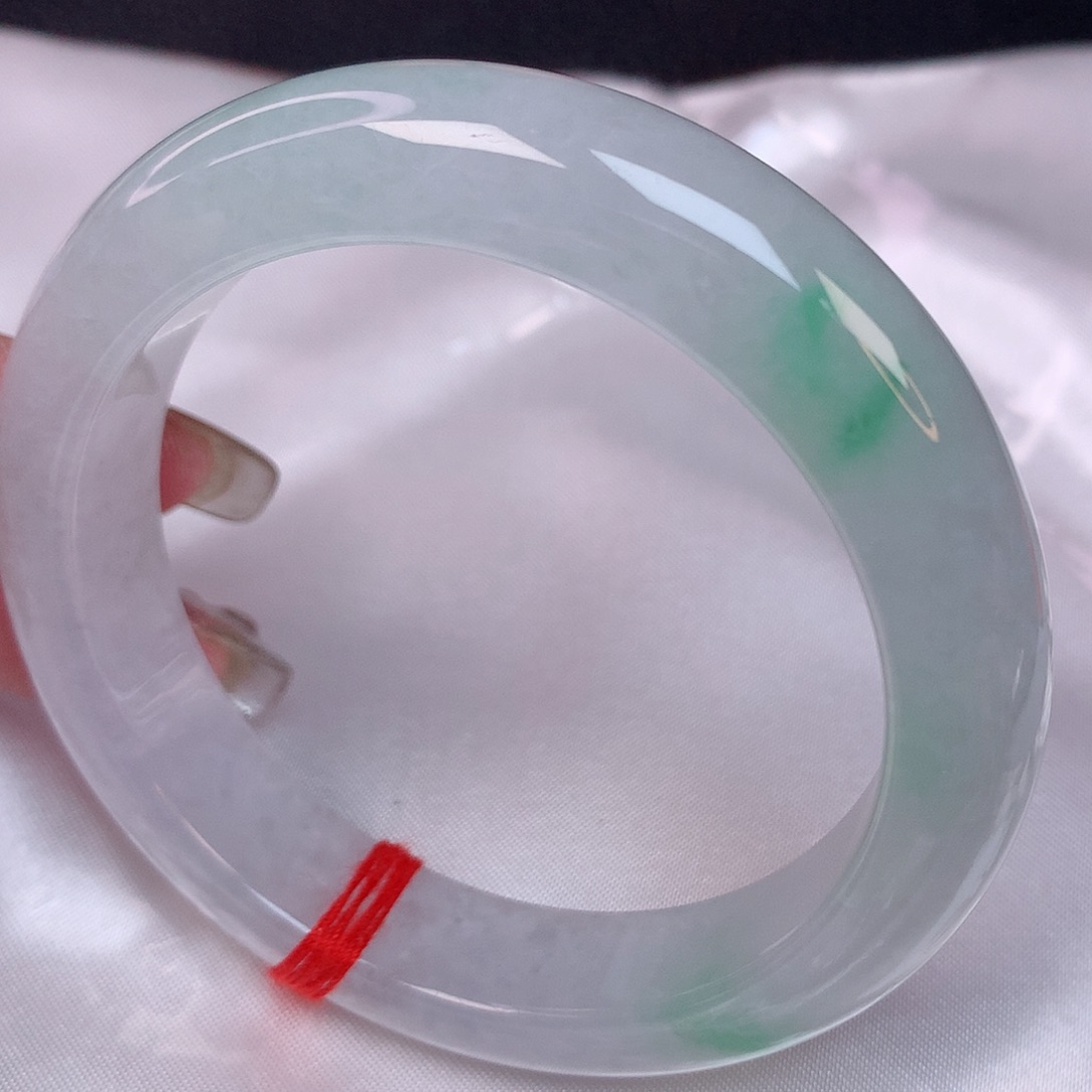 翡翠手镯未镶嵌57 翡翠手镯