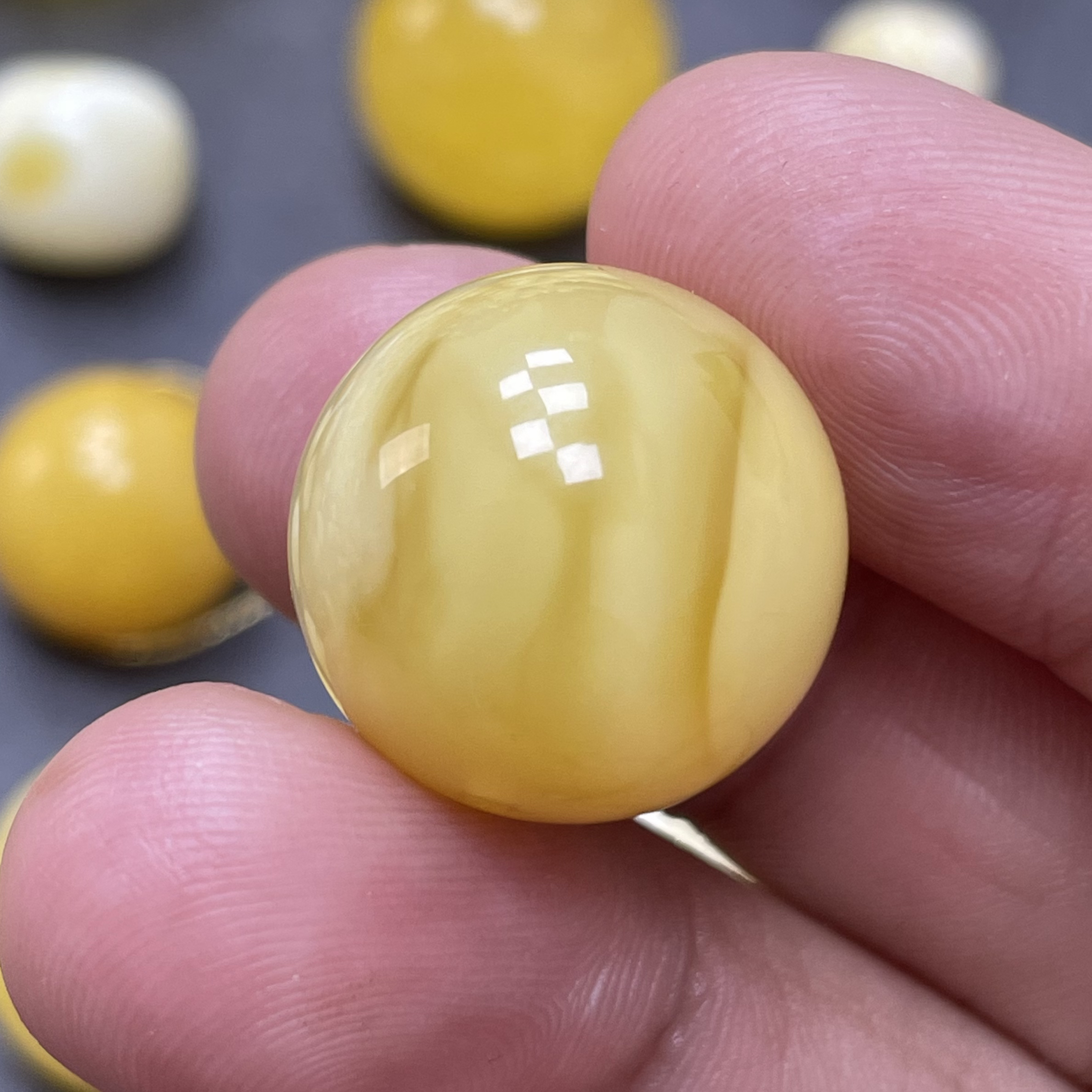 魔梵珠宝｜17.3mm俄料天然蜜蜡 浓蜡妖花款式