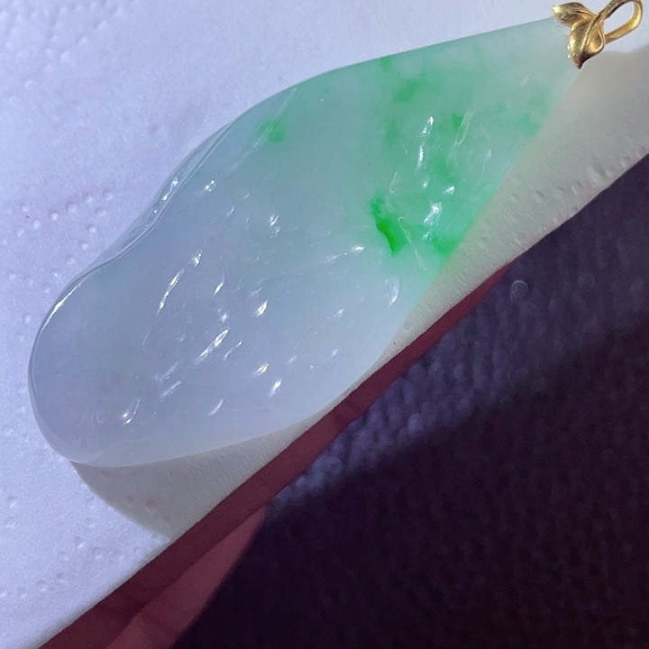 翡翠18K金镶嵌颈饰翡翠