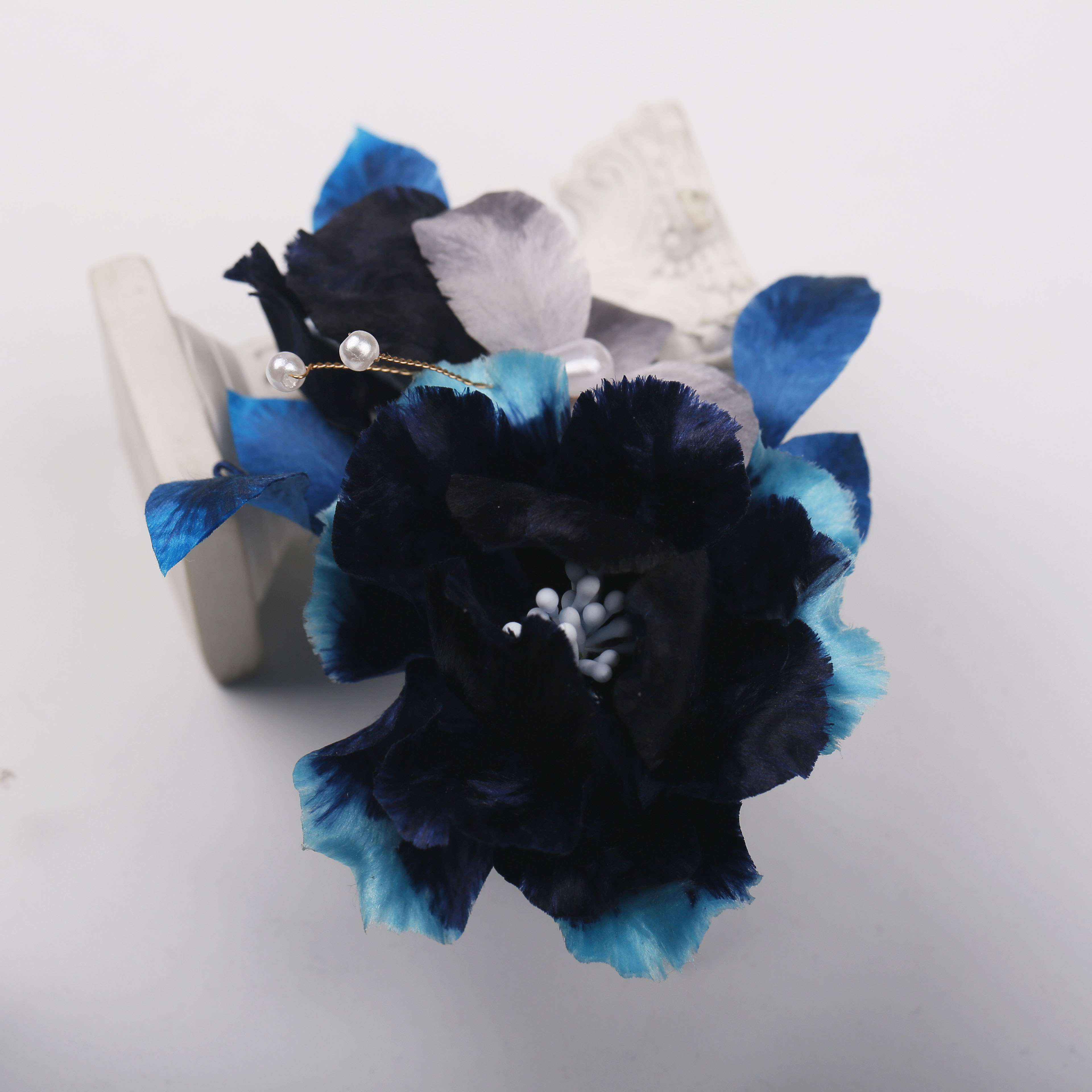 如梦笙嫣 （初初专属链接）非遗绒花 默认发夹 联系客服加主体3095