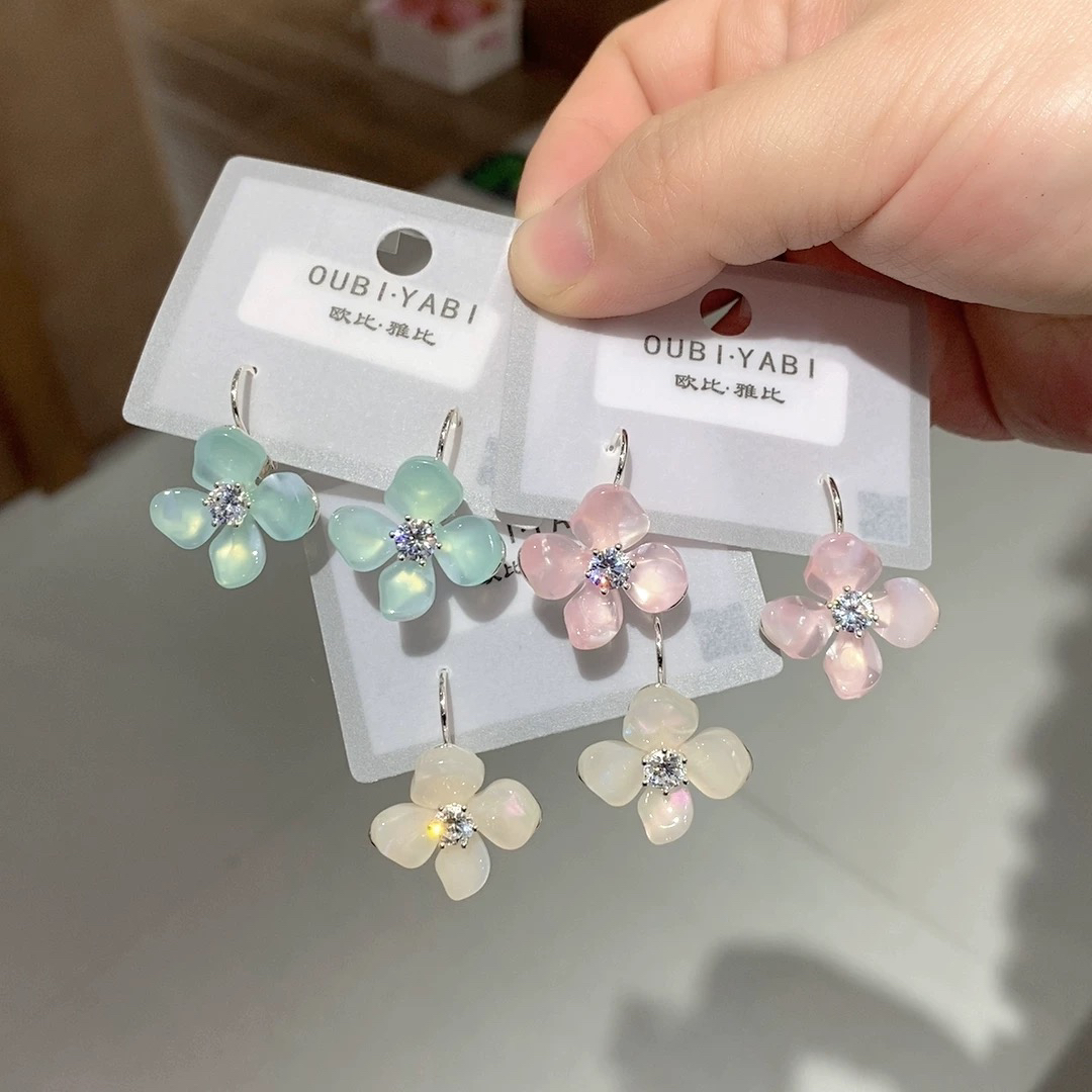 铜合金耳饰 17384 欧比雅比品牌新款钩针花朵耳环耳拍