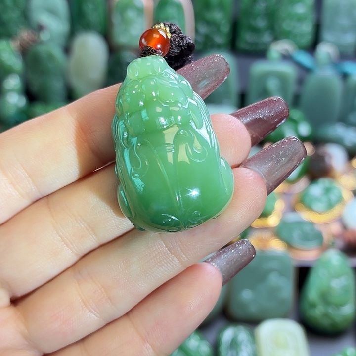 未镶嵌和田玉挂件